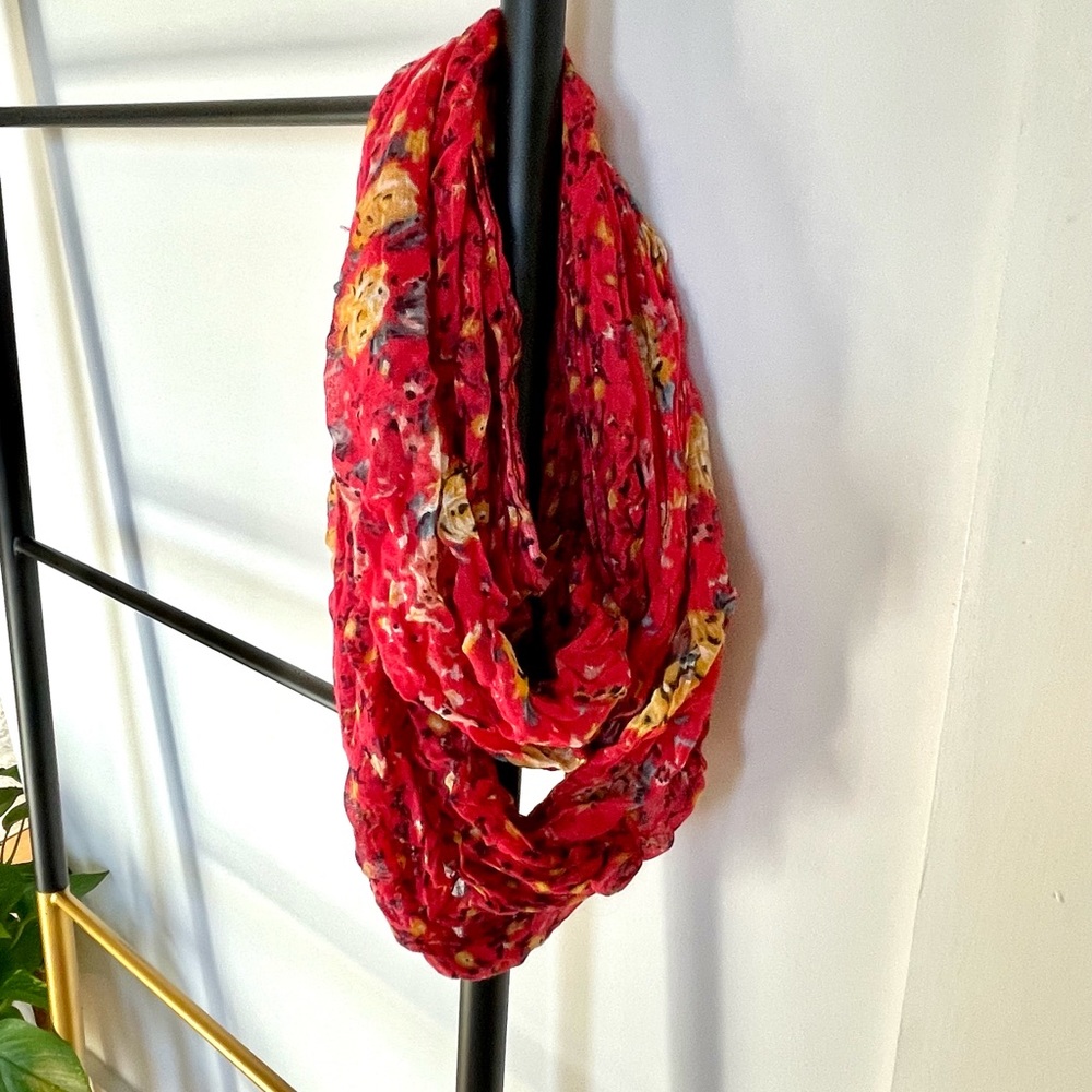 Infinity scarf